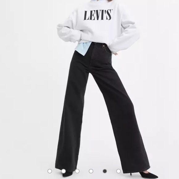 Levi’s Ribcage Wide Leg Jean - Picture 3 of 3